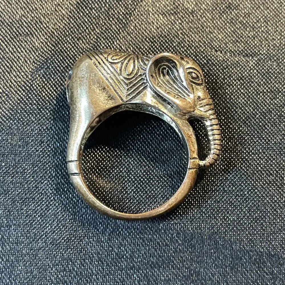 Vintage Bali Style 3D Elephant Animal Statement Ring Heavy Silver Tone Sz9
